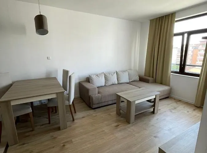 Apartment Aivazovski Park - Sp *