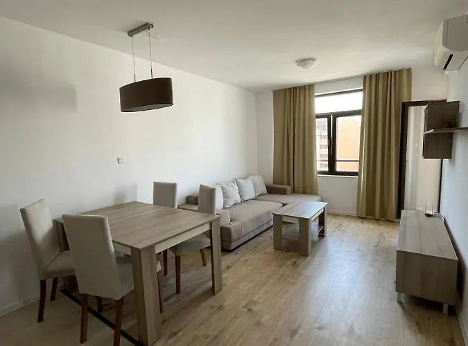 Apartment Aivazovski Park - Sp